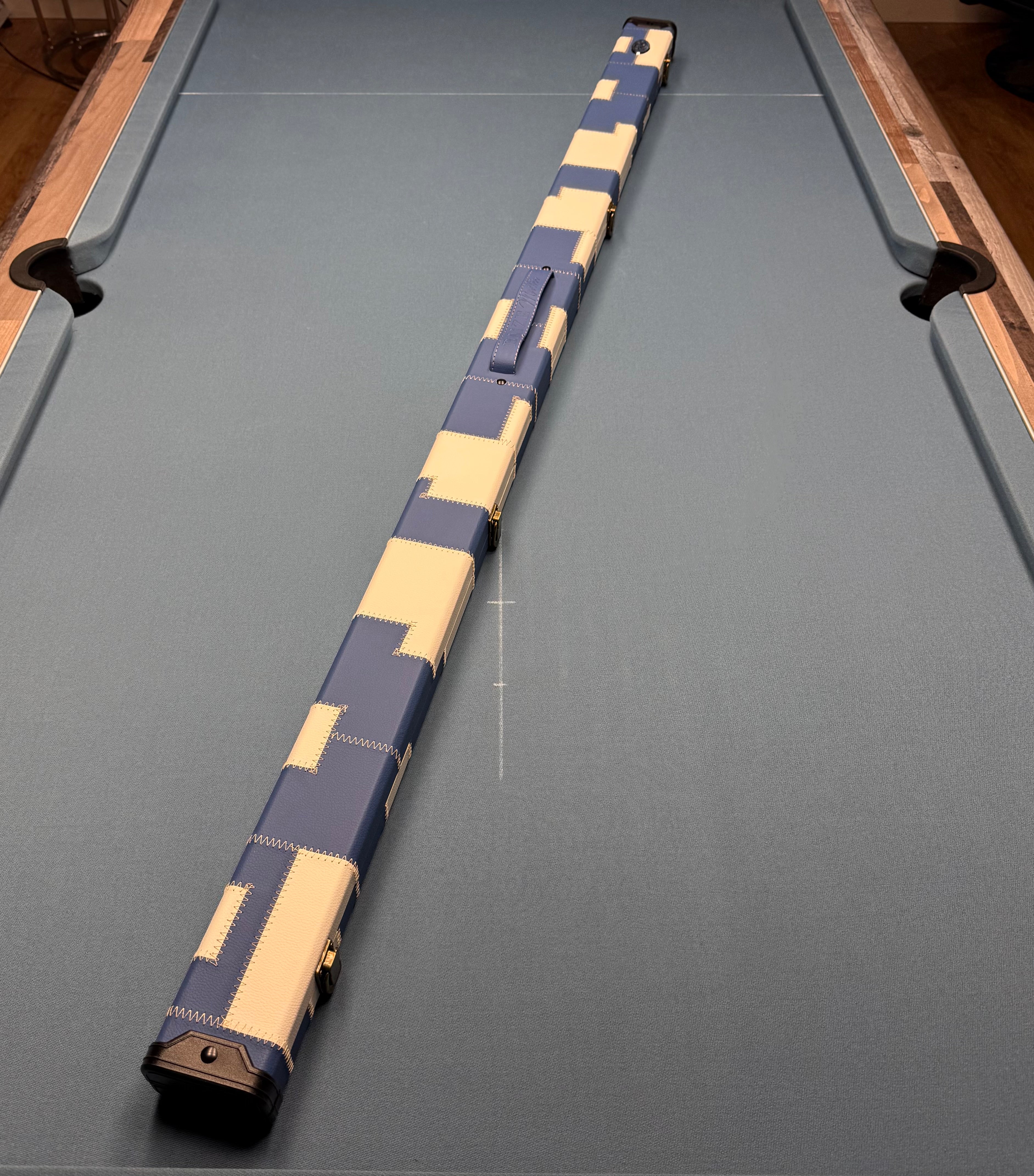Baize Master 2 x 1 Piece 57'' Leather Patch Cue Case - Blue & White