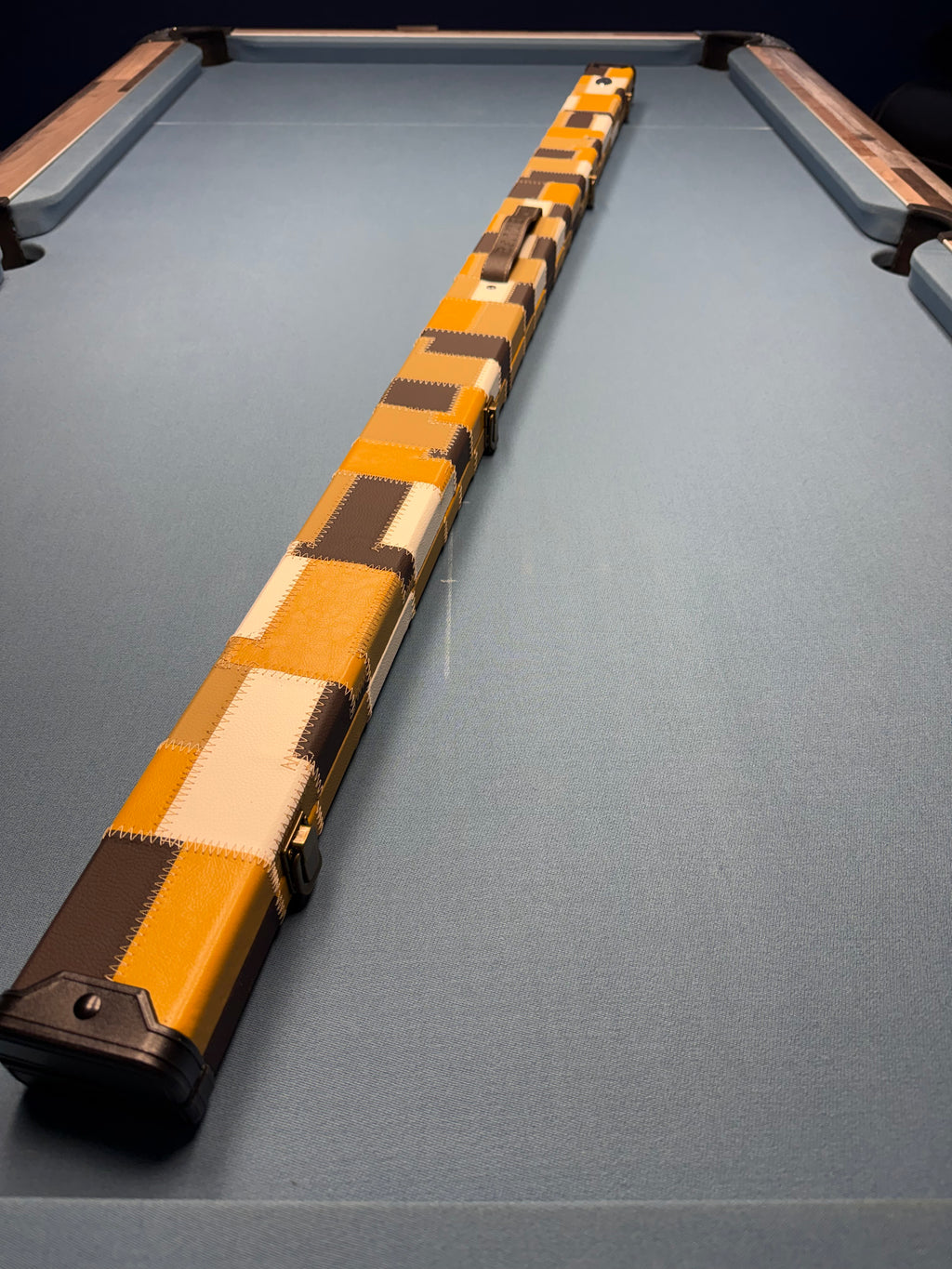 Baize Master 2 x 1 Piece 57'' Leather Patch Cue Case - Brown & White