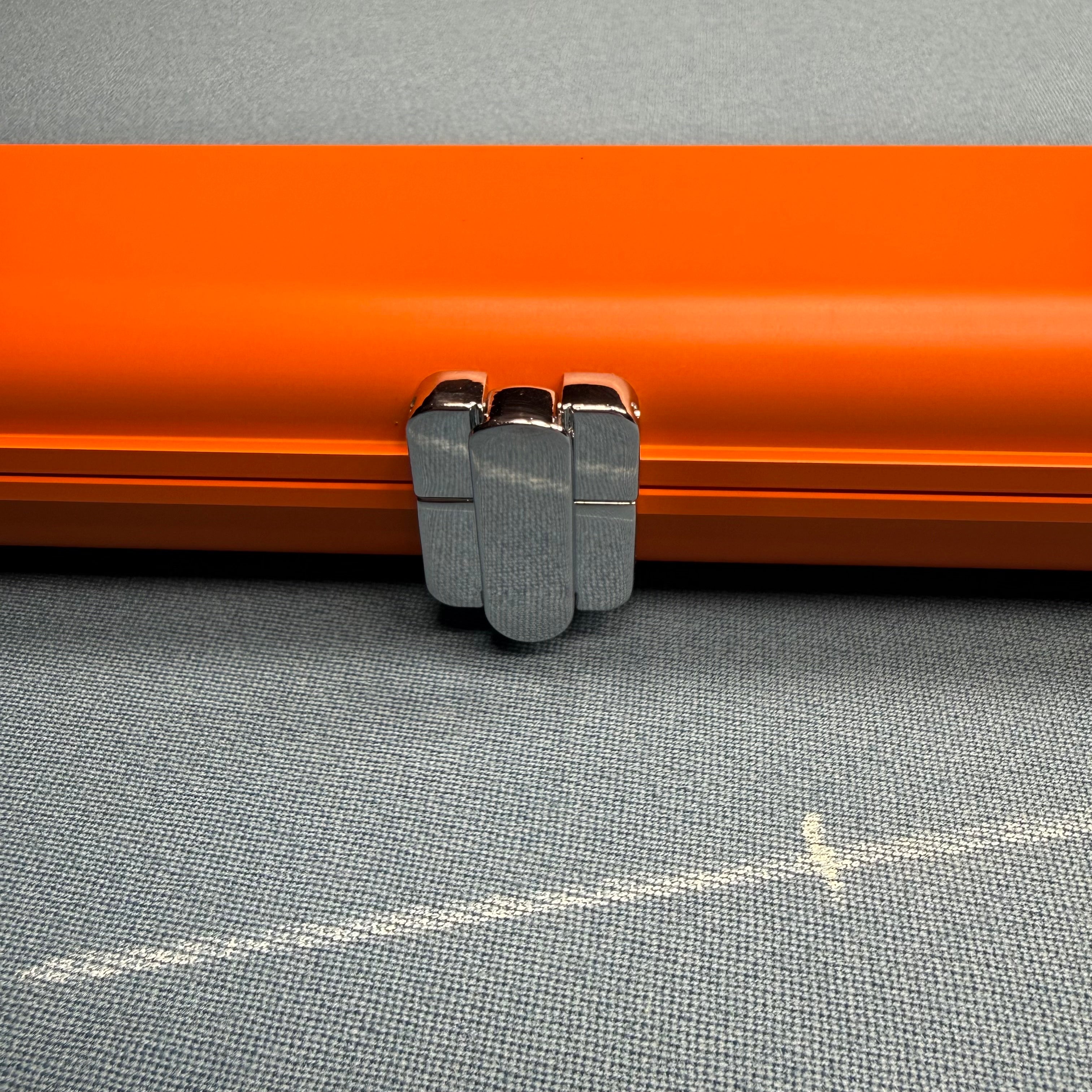 2x 1-Piece 57" Aluminium Cue Case - Matt Orange