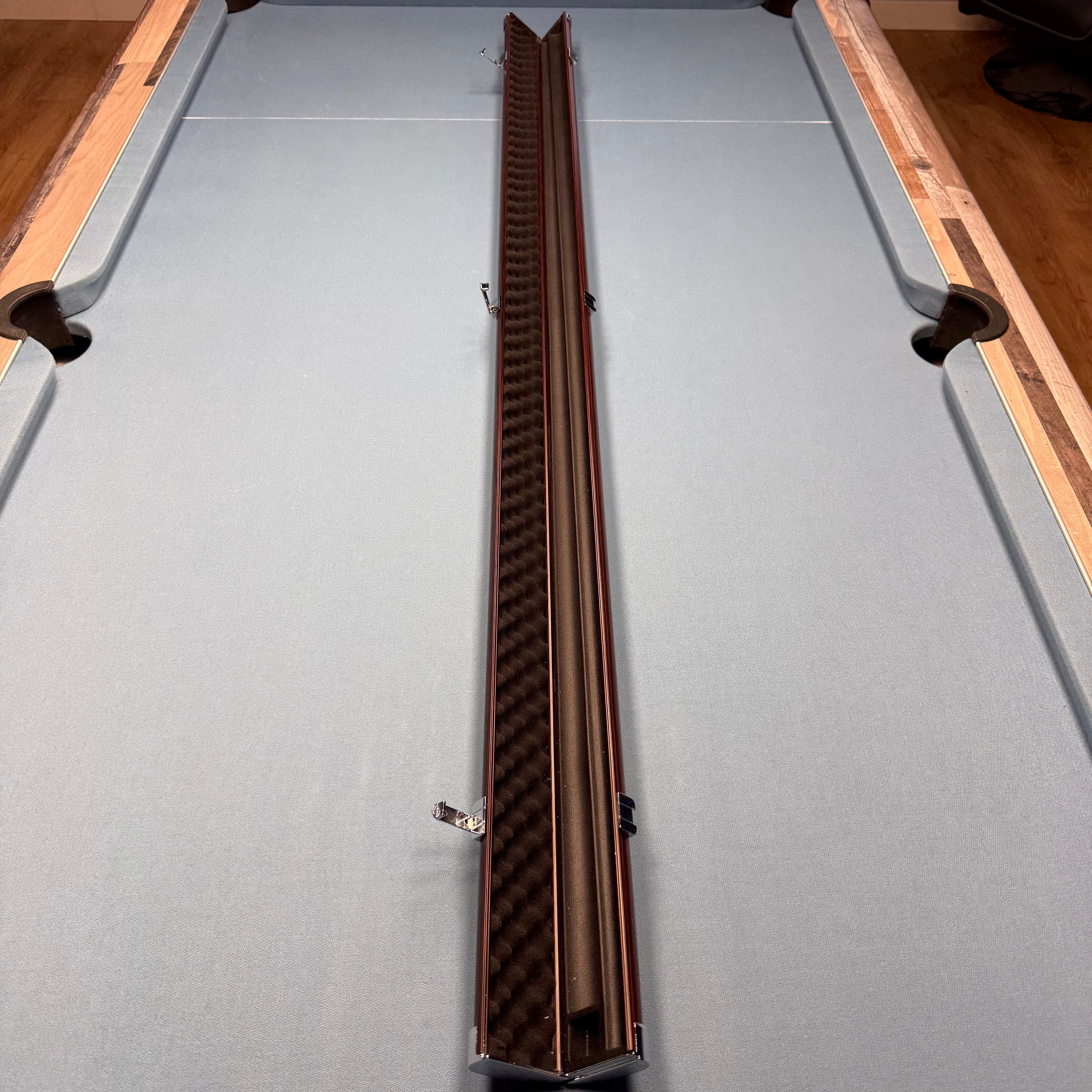 2x 1-Piece 57" Aluminium Cue Case - Limited Edition Wood Effect