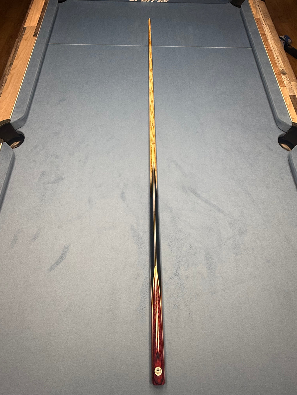Pro 147 Farsley Snooker Cue with Layered Medium Tip