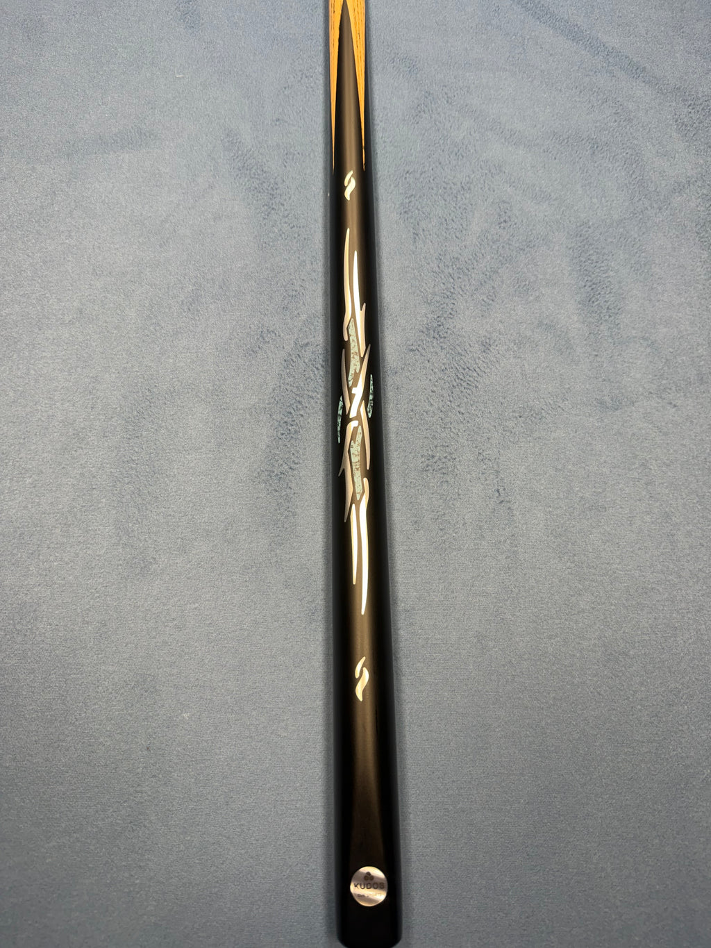 Kudos Blue Wave 57" One Piece Machine Spliced Snooker & Pool Cue 9.5mm Tip