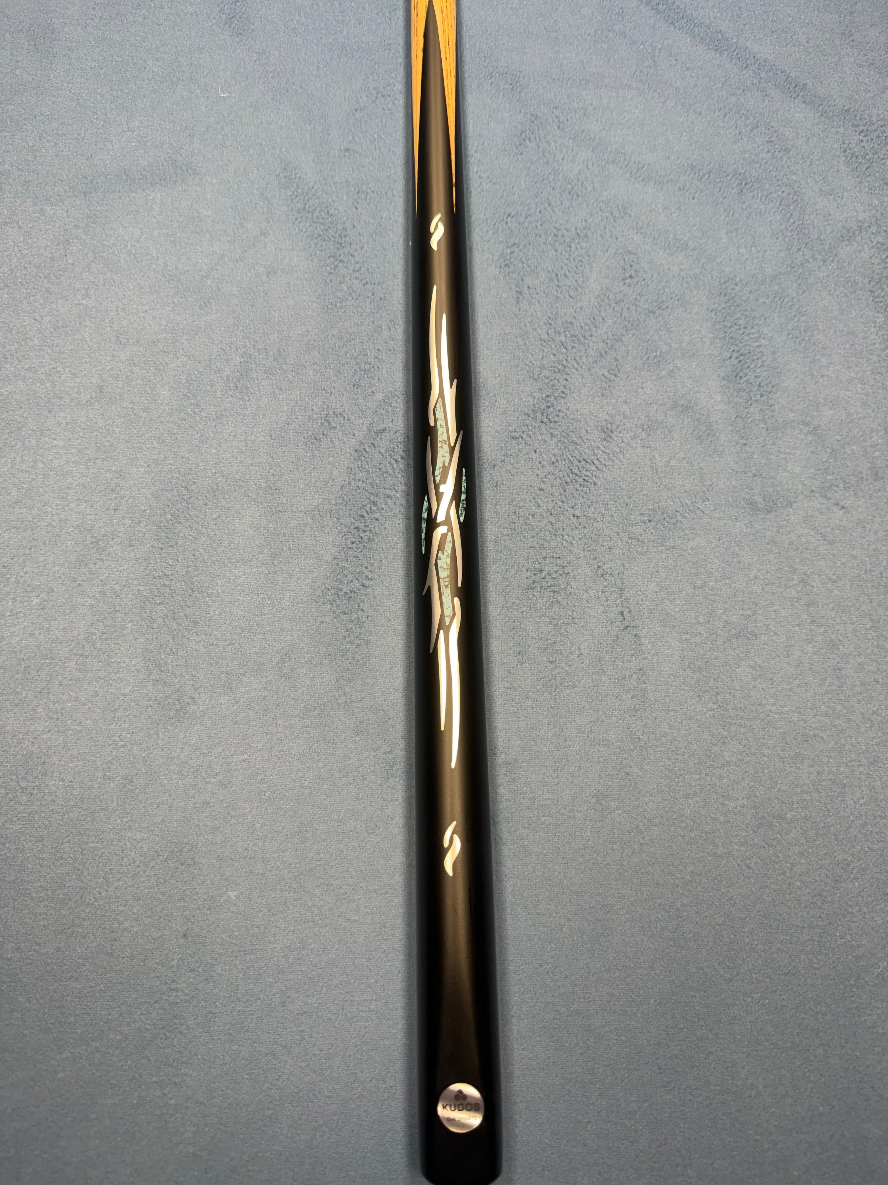 Kudos Blue Wave 57" One Piece Machine Spliced Snooker & Pool Cue 9.5mm Tip