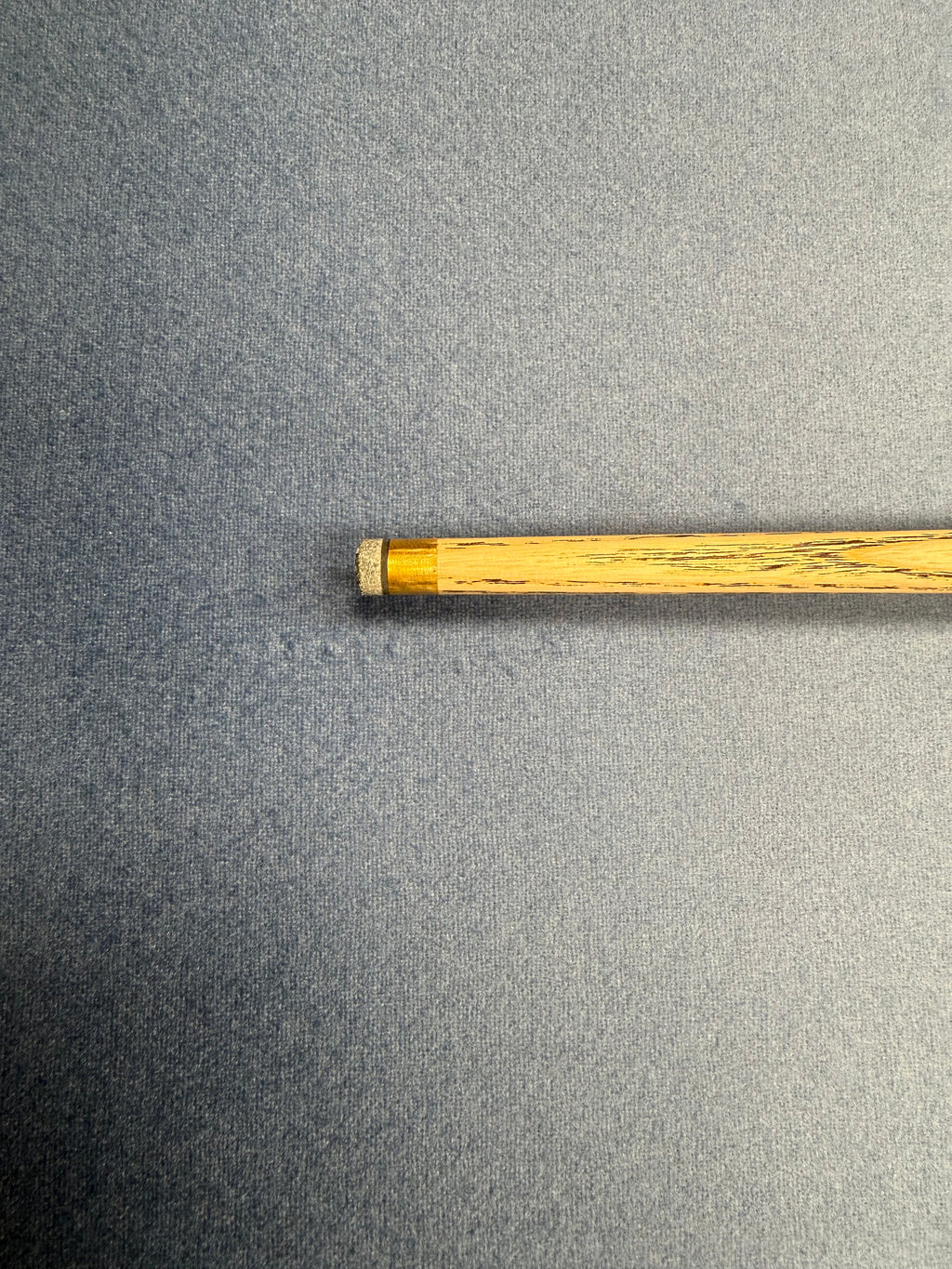 Anglesey Cuesports Blue Peacock Cue No.024 - butt close-up showing No.024 badge and ocean resin