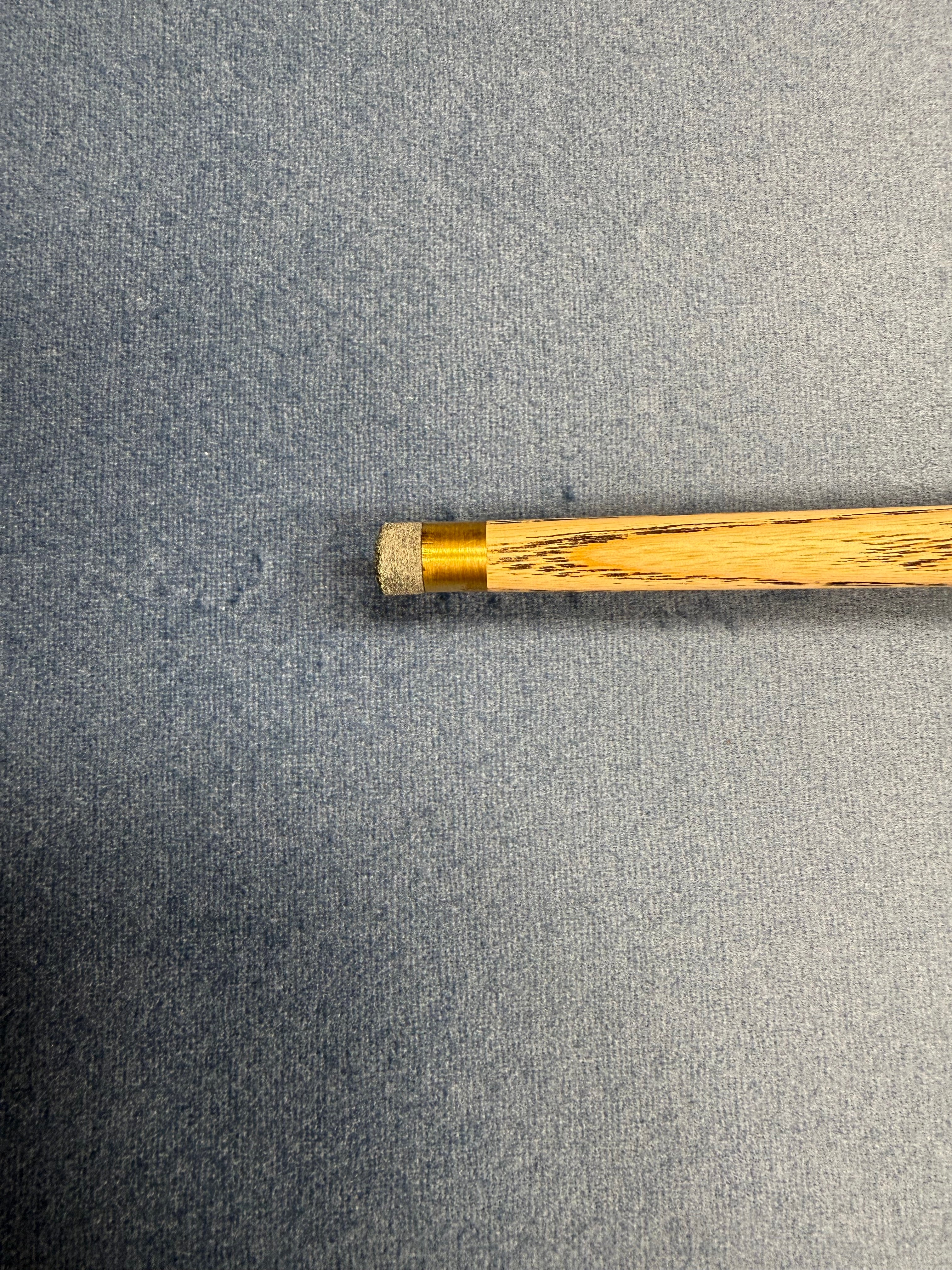 Anglesey Cuesports Zebrawood Cue No.025 - tip and titanium ferrule close-up on baize
