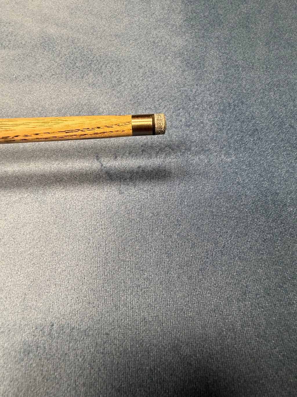 Anglesey Cuesports Handmade Cue No.039 - titanium ferrule and tip close-up