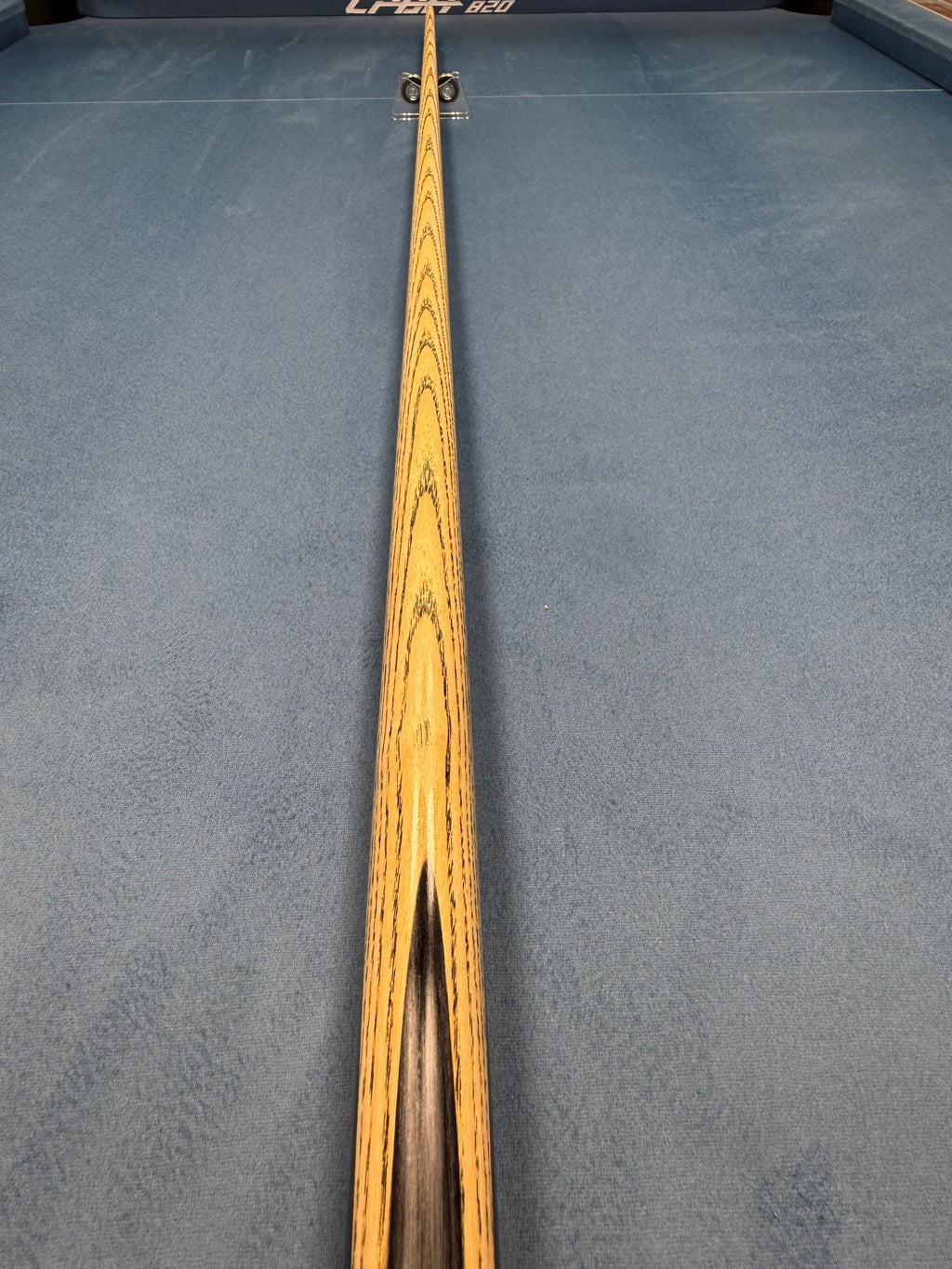 Anglesey Cuesports Handmade Cue No.036 - full length zebrawood shaft view