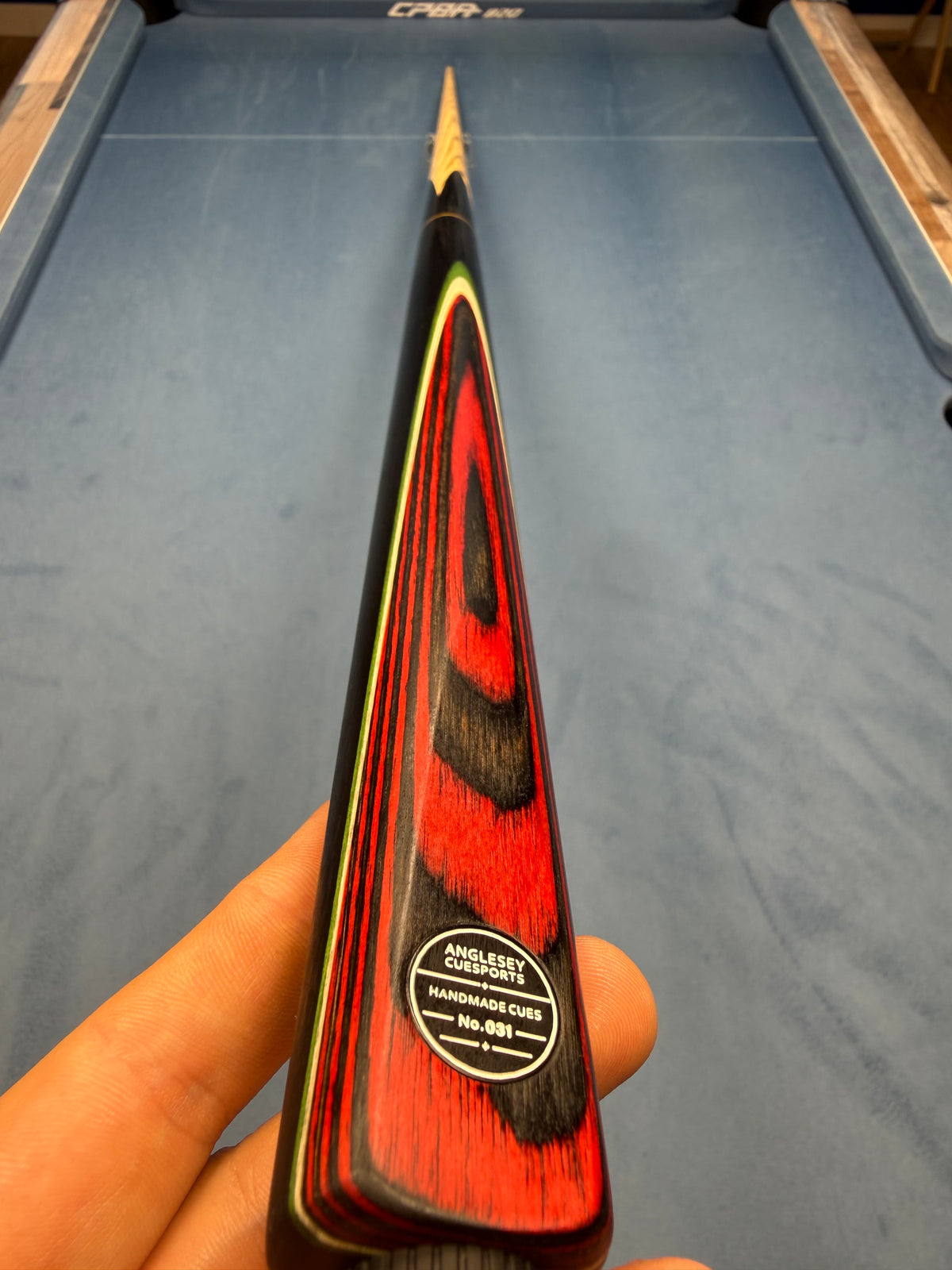 Anglesey Cuesports Handmade Cue No.031 - full length butt view showing red and black laminate